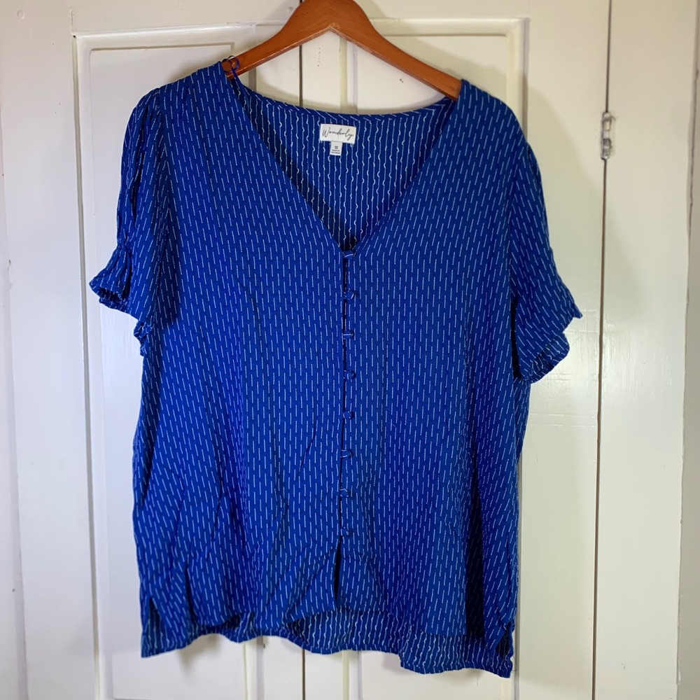 Wonderly‎ Womens 1X Royal Blue Textured Dashed V-Neck Button Front Ruffle Blouse